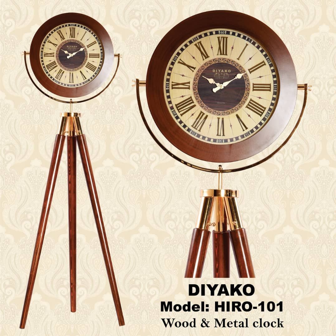ساعت سه پایه دیاکو مدل هیرو قهوه ای