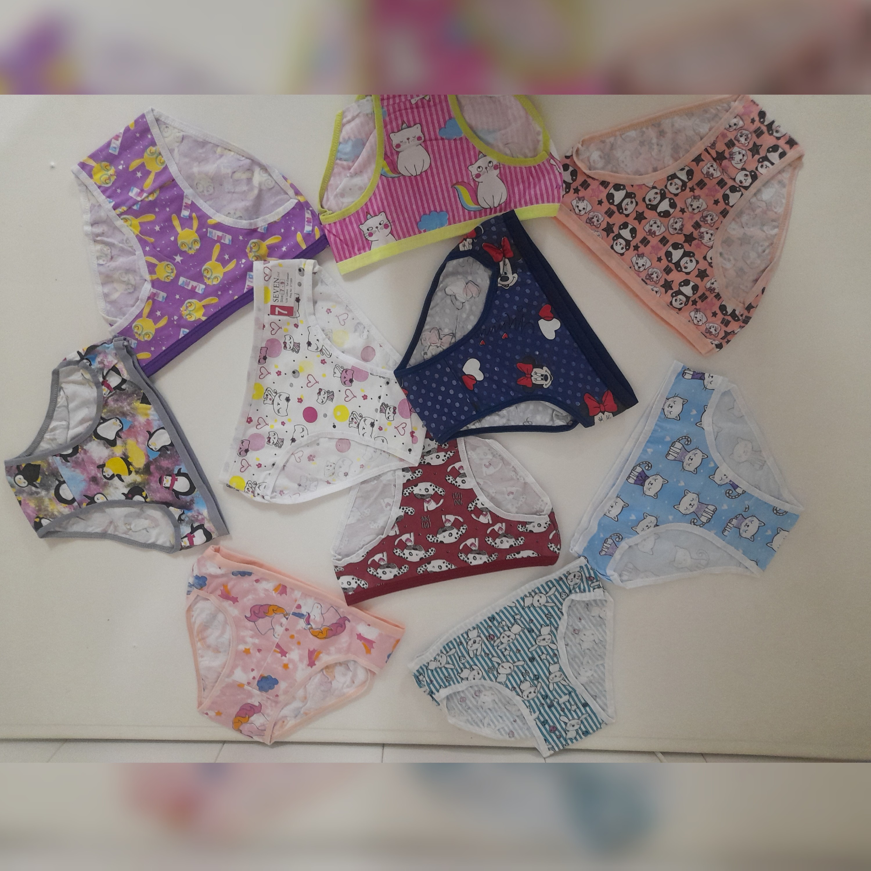 لباس زیر بچگانه