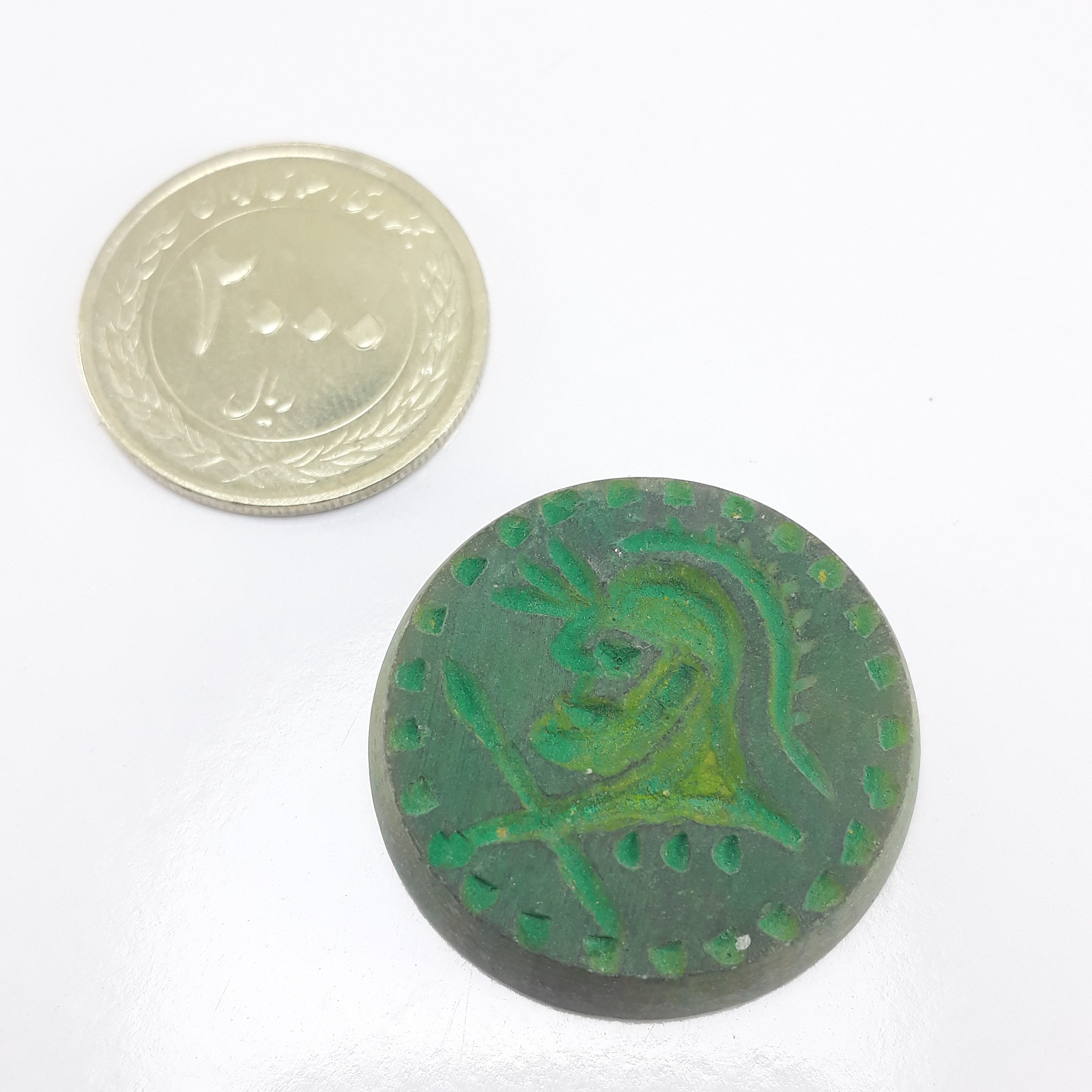 مهر سنگی یشم کهنه بسیار خاص و کلکسیونی معدنی 