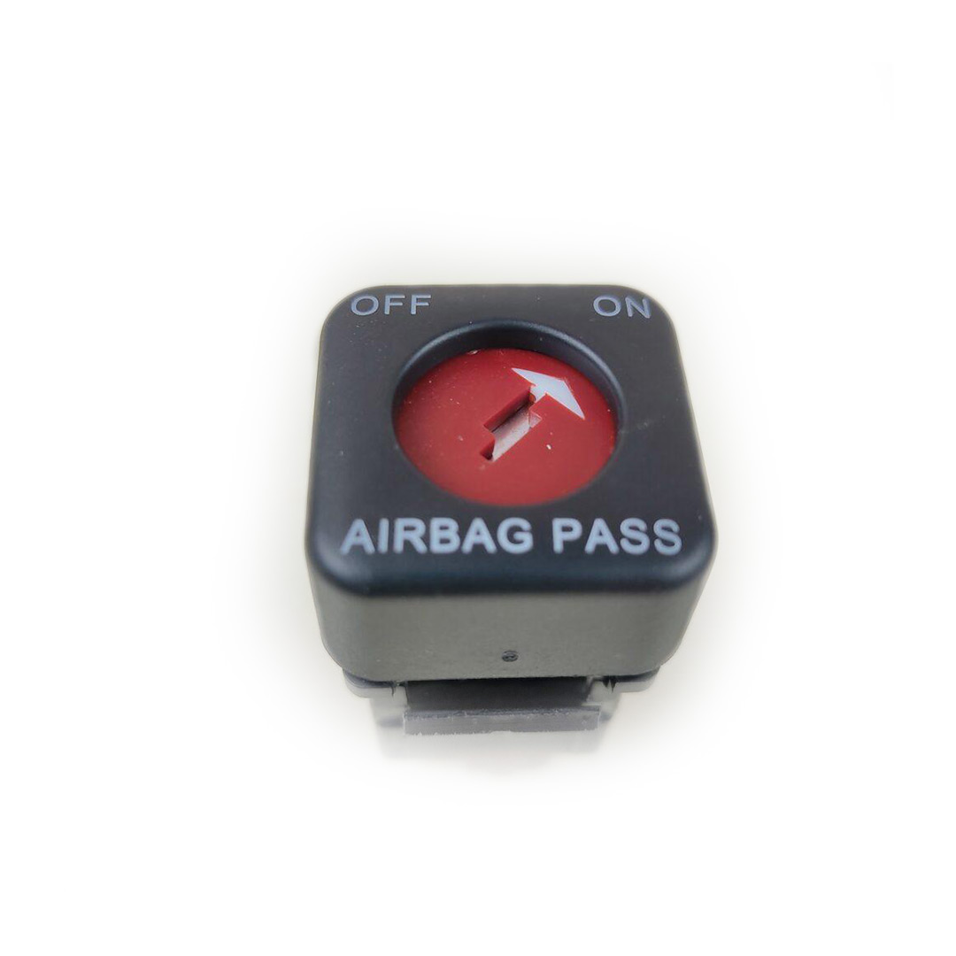 سوئيچ غيرفعال سازي كيسه هواي سرنشين پژو 206 شرکتی اصل ایساکو - نمایندگی ایرانخودرو نقشینه