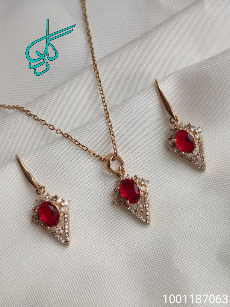 خرید نیم ست زنانه نگین دار به همراه زنجیر کد 1715023 - ردگل