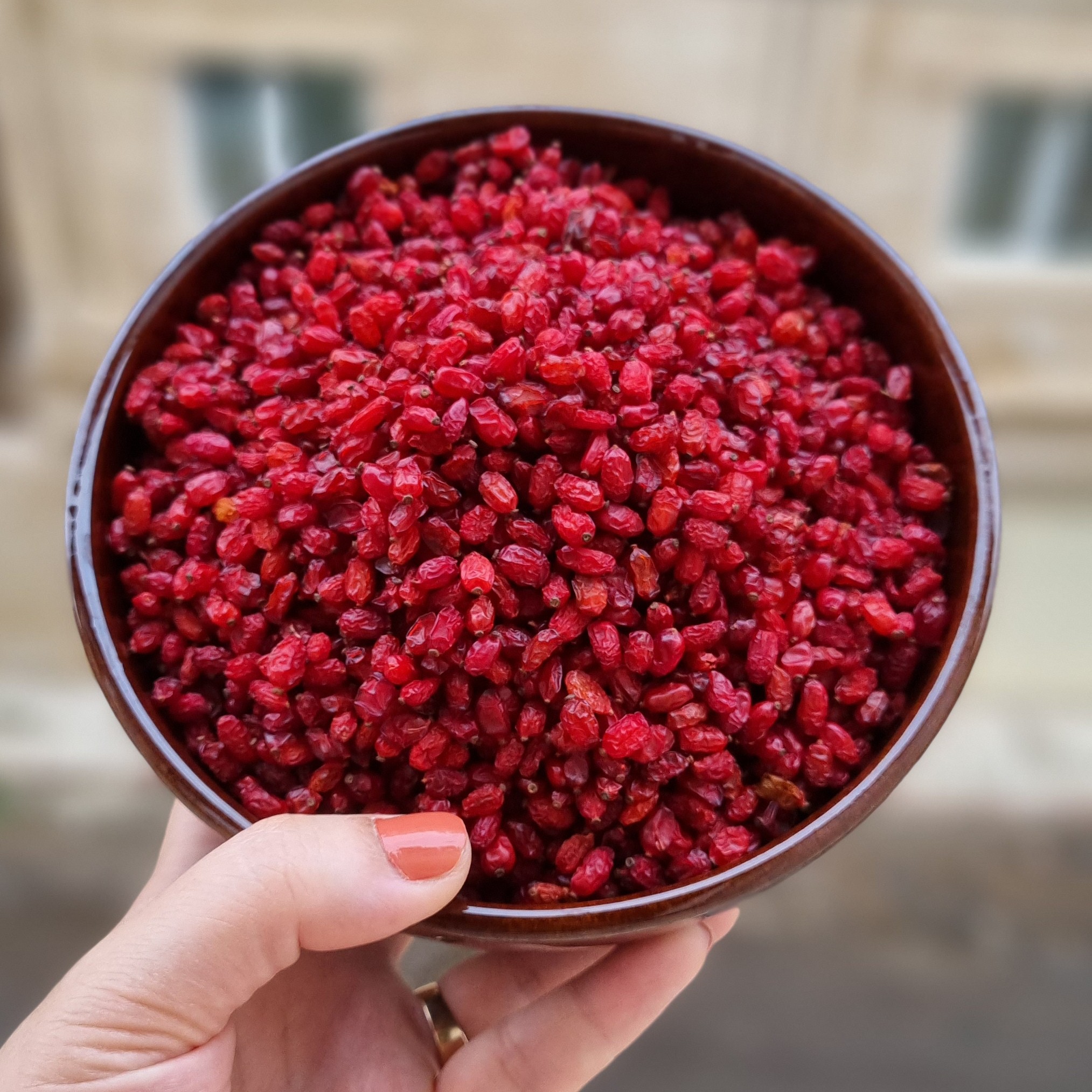 زرشک پفکی لوکس