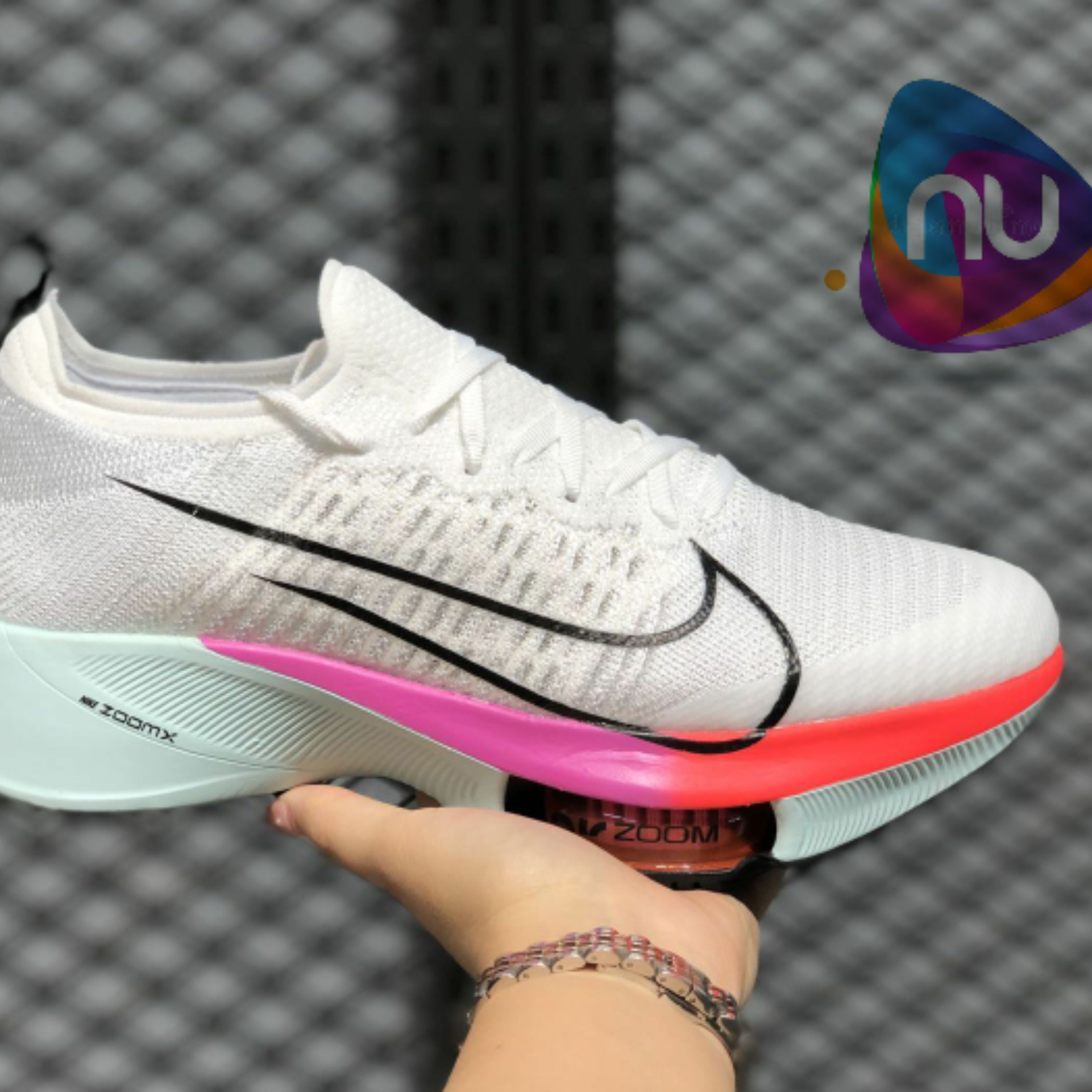 کتونی ارجینال nike AIR zoom