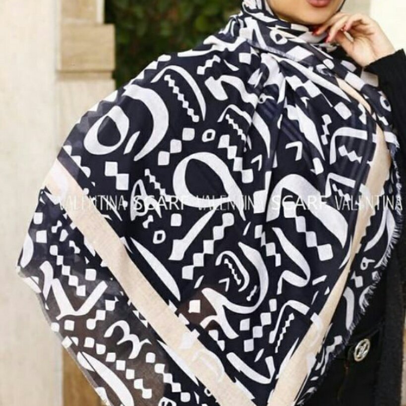 روسری نخی طرح سیاه مشق