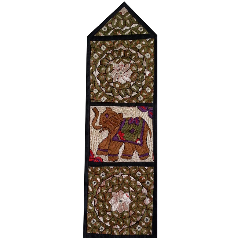 آویز سوزن دوزی کد JAAB8