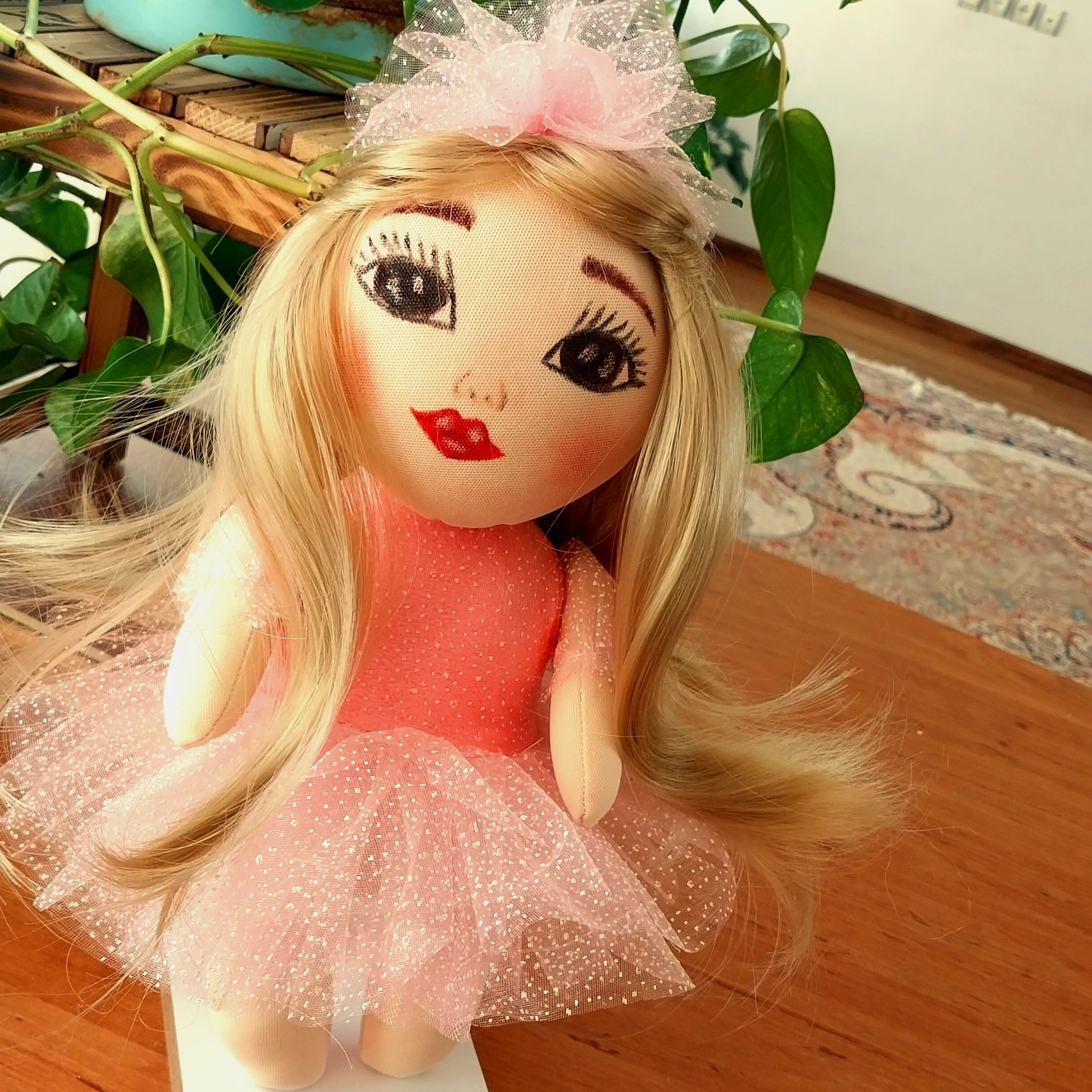عروسک طراحی چهره عروس