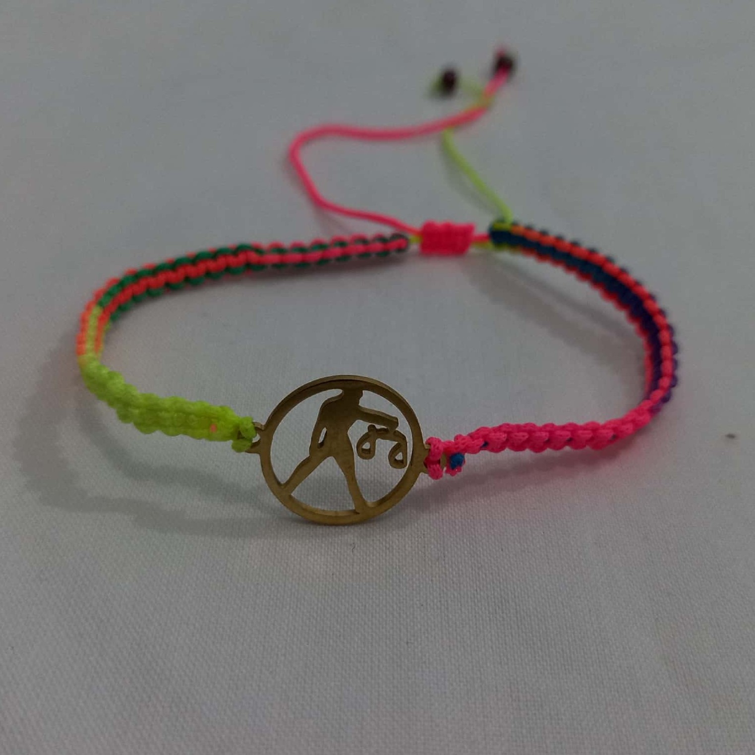 دستبند ماه تولد 