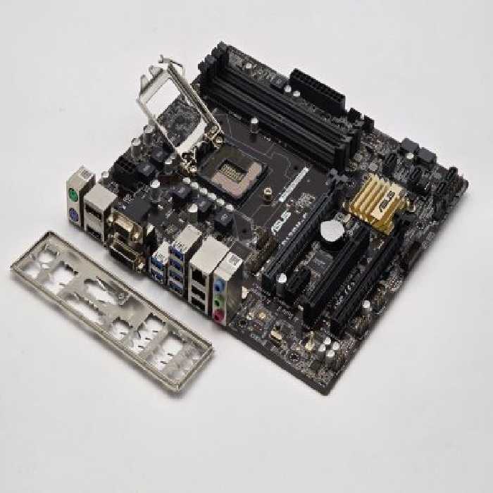 مادربورد ASUS Q170M-C (یک خار سی پی یو شکسته)بدون پنل