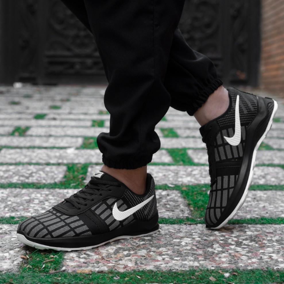 کفش ورزشی Nike مردانه مشکی مدل sepand