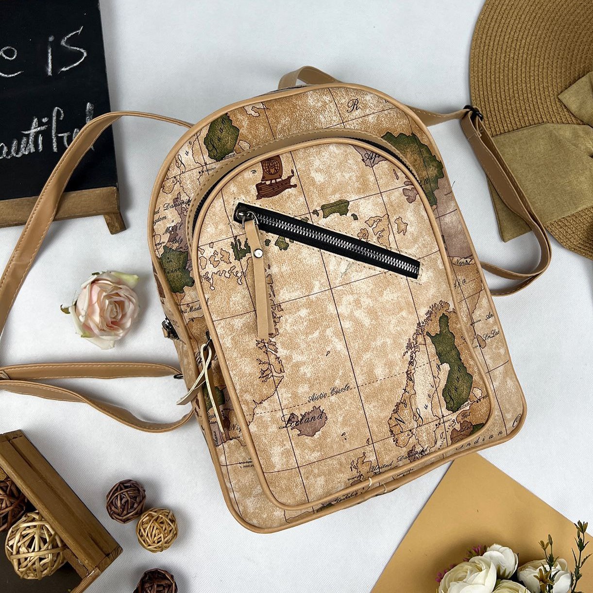 کد 9001
کوله فانتزی طرح نقشه 
ابعاد 27در32