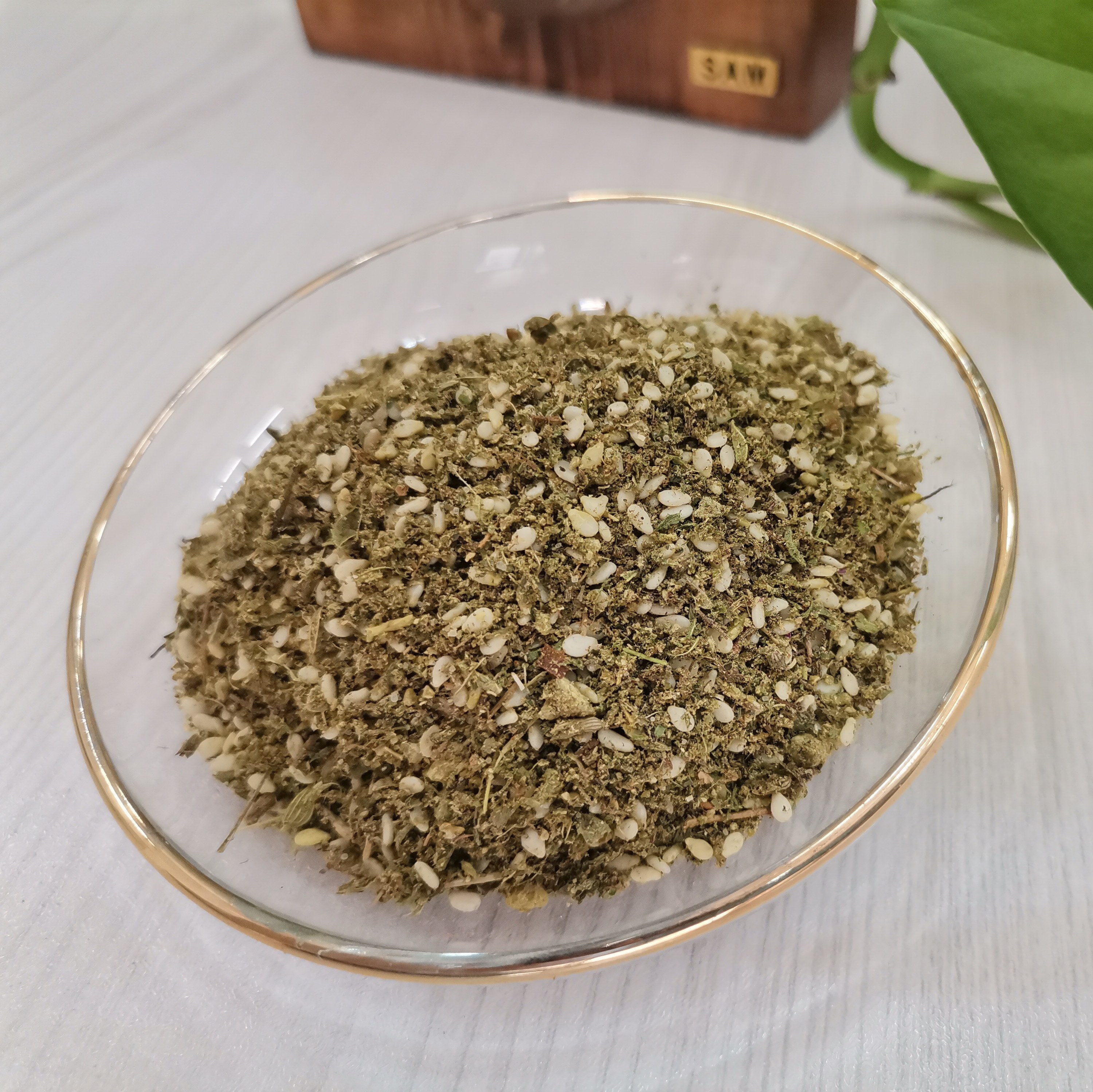 ادویه زعتر درجه یک خانه ادویه در بسته بندی های 100 گرمی