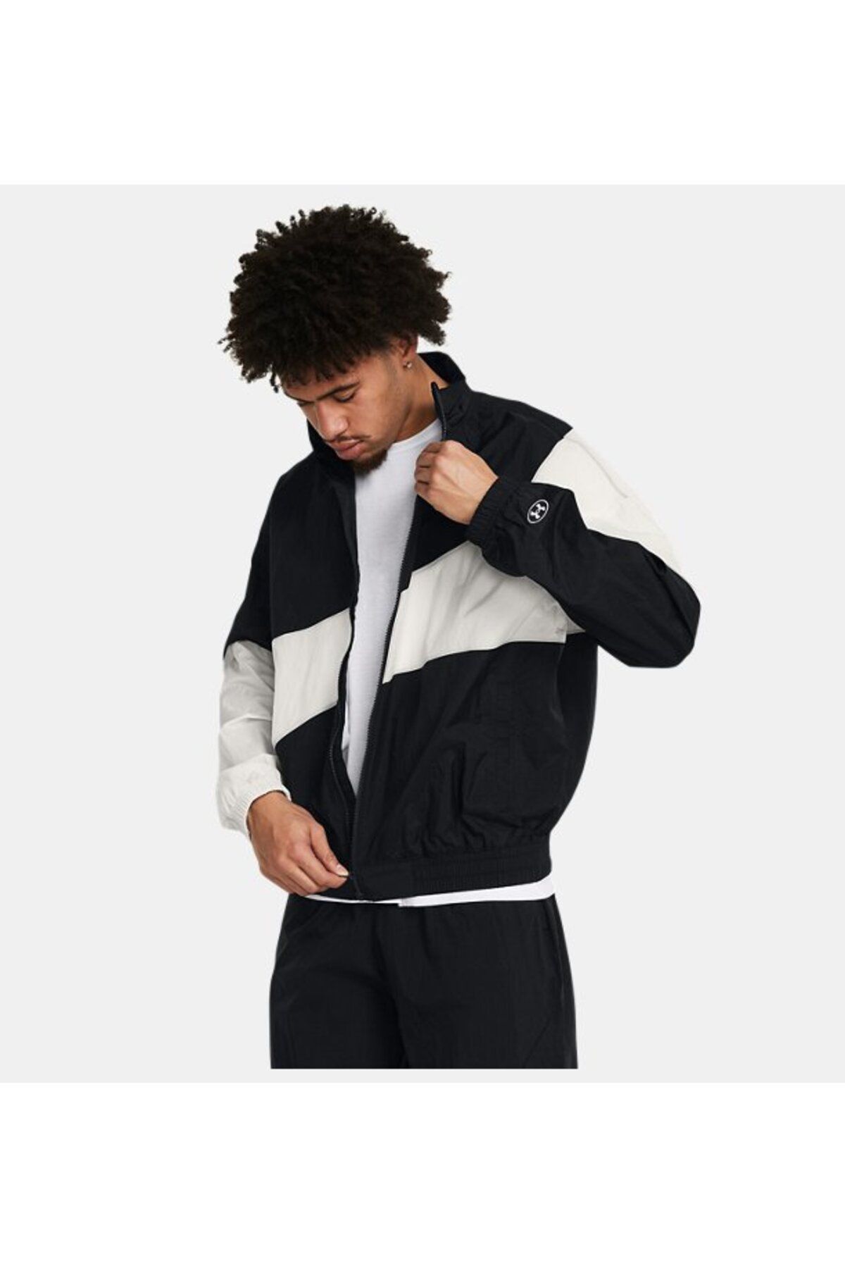 سویشرت ورزشی مشکی مردانه UA &#039;S MONT 001 اورجینال Under Armour