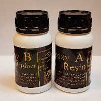 رزین اپوکسی کریستال نیمه غلیظ کره ای 
450 گرمی ( 300 گرم رزین،150 گرم هاردنر)
مناسب جهت اجرای تکنیک آبستره دریا،سنگ مرمر