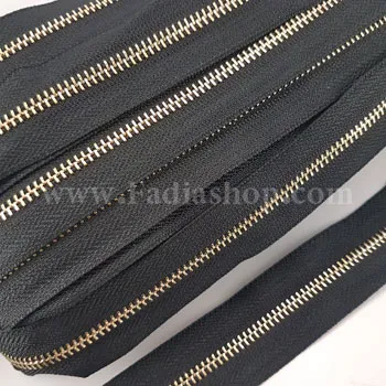 زیپ یکسره فلزی مشکی دنده طلایی بسته ای