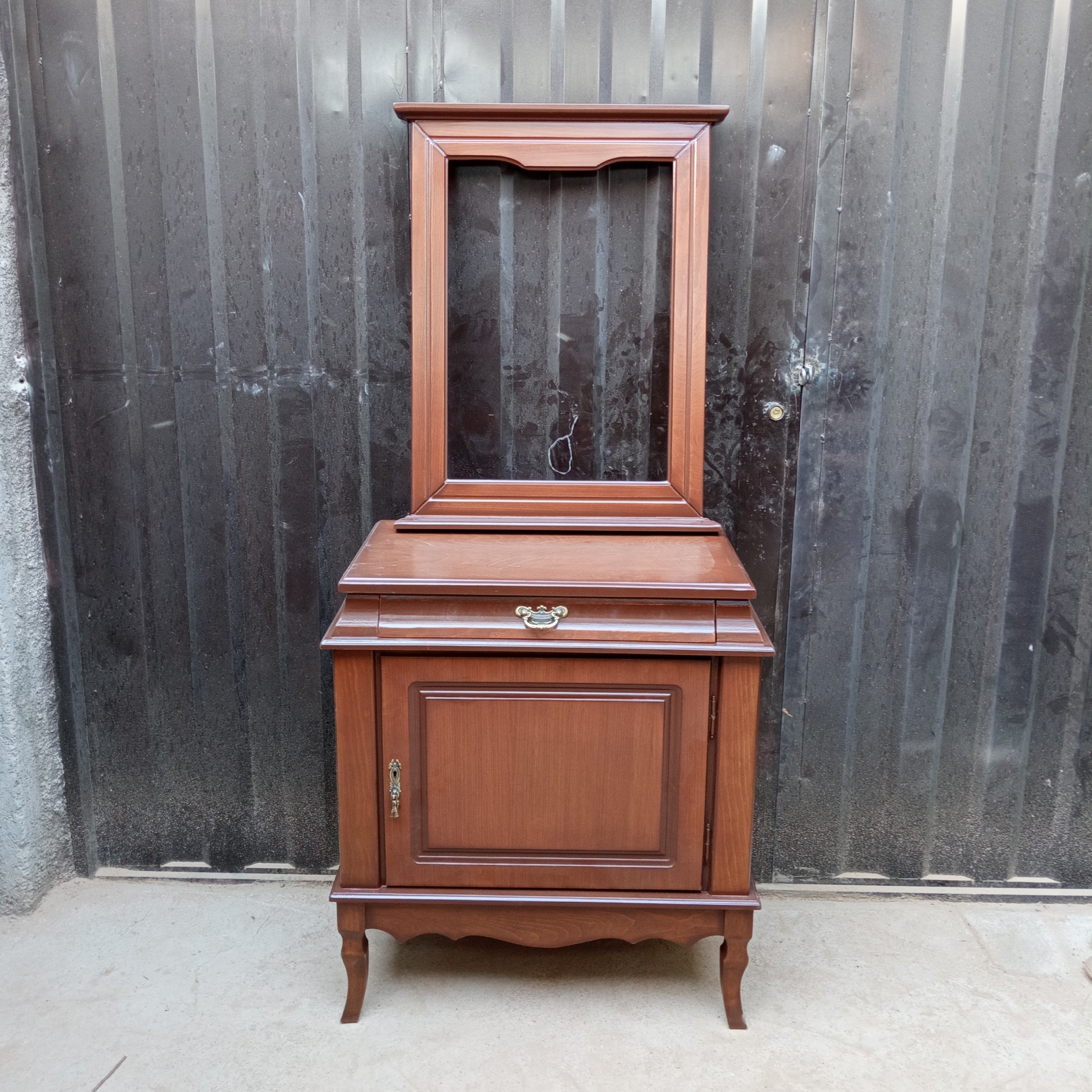 آینه کنسول مدل پیانو تک درب فروش به صورت نقد و اقساط چوب راش گرجستان ضمانت 36 ماهه بسیار شیک و زیبا