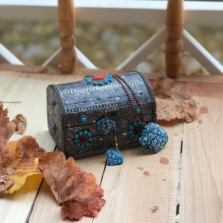 ست گردنبند و گوشواره میناکاری