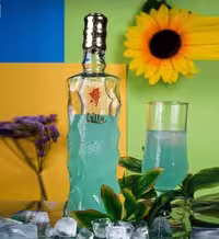 بطری آب نیلا
