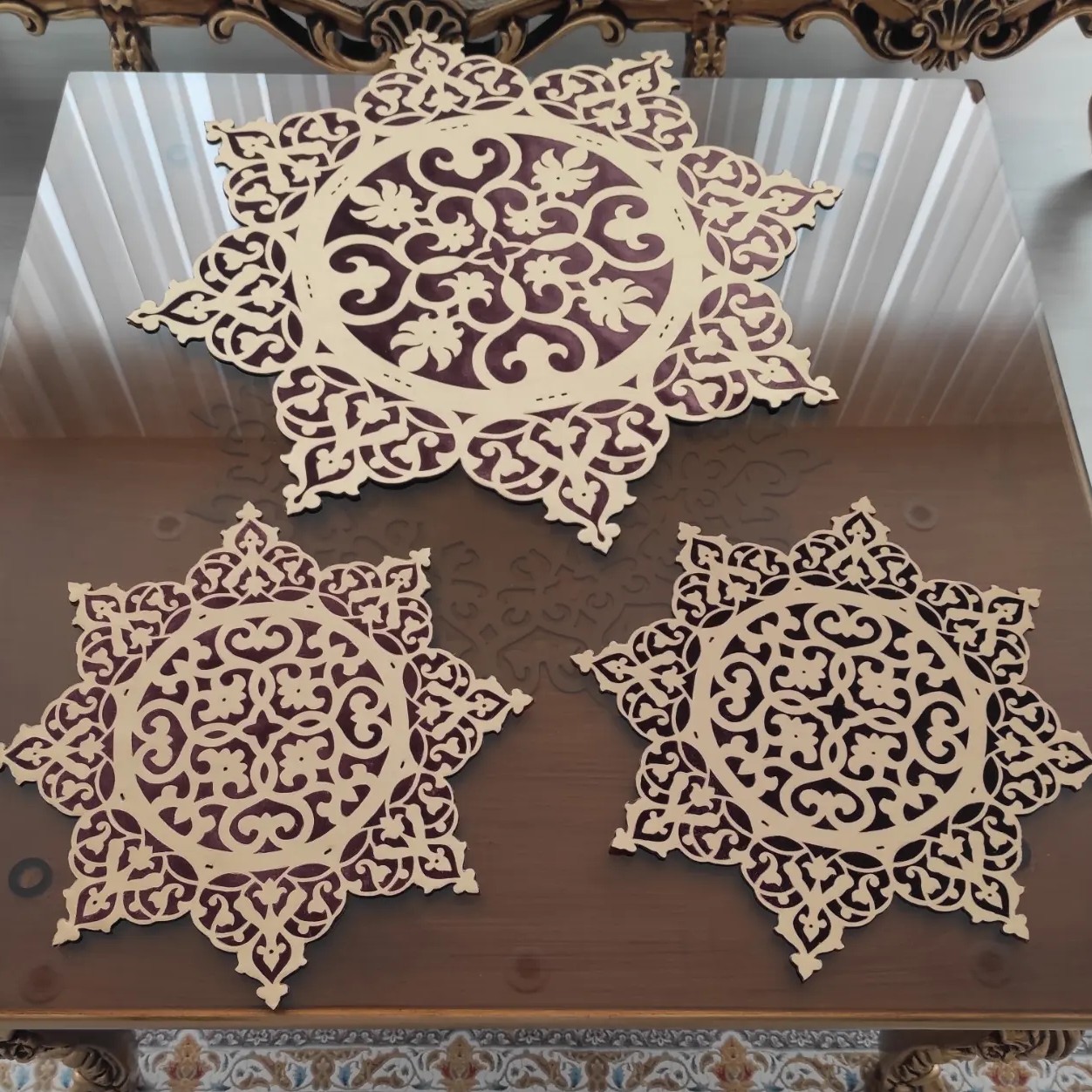 رومیزی  گرد اسلیمی