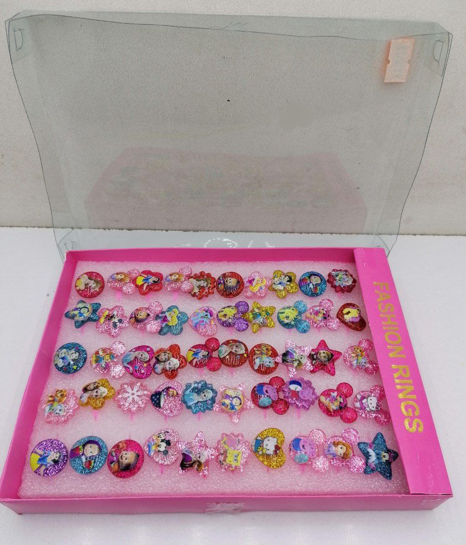 انگشتر بچگانه