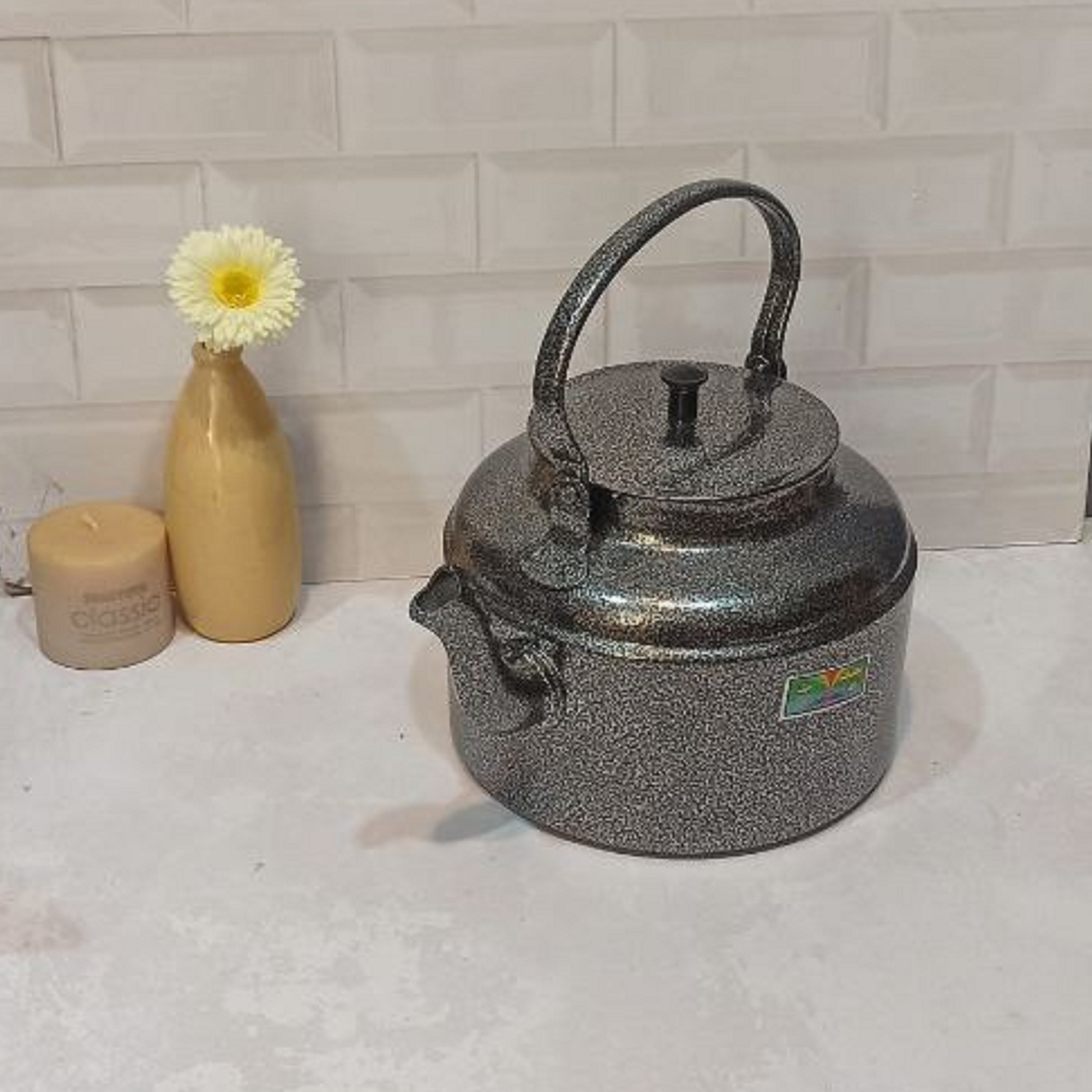 کتری روحی چکشی سایز 36 لیتر  آلومینیومی حجم 6 لیتر محصول برند معتبر  مهتاب مقاوم