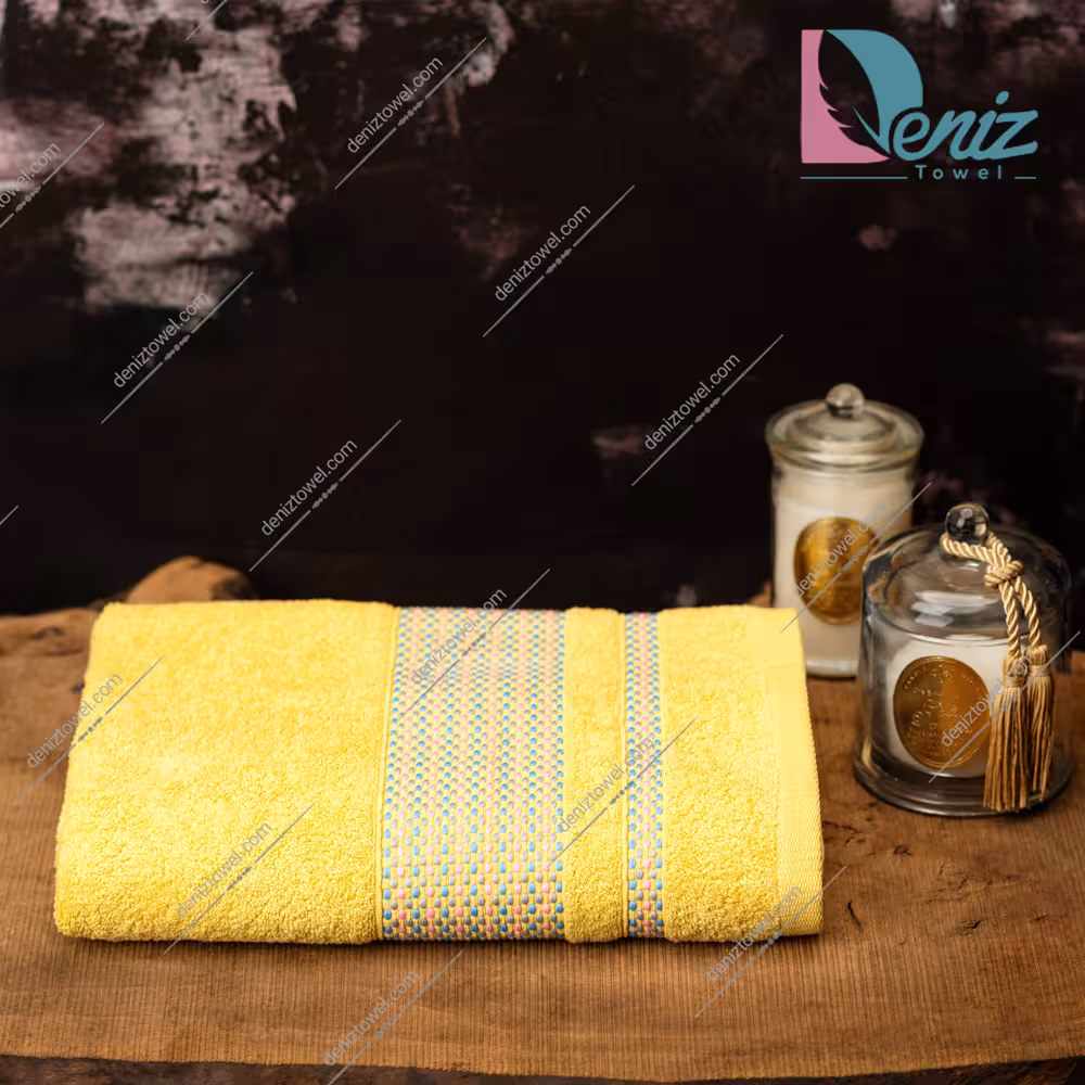حوله استخری طرح حاشیه ژاکارد زرد