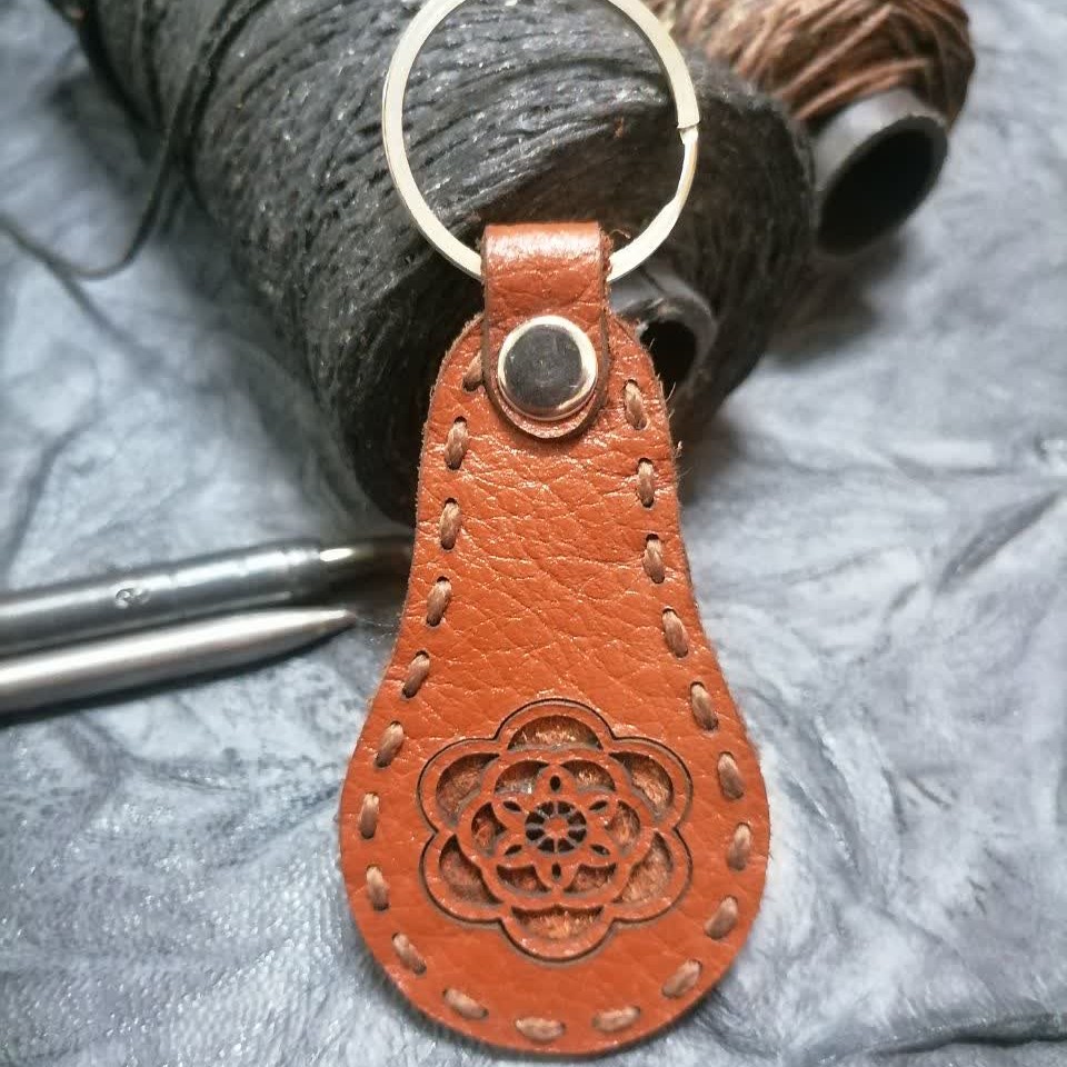 جا سوییچی چرم طبیعی دست دوز کد 5