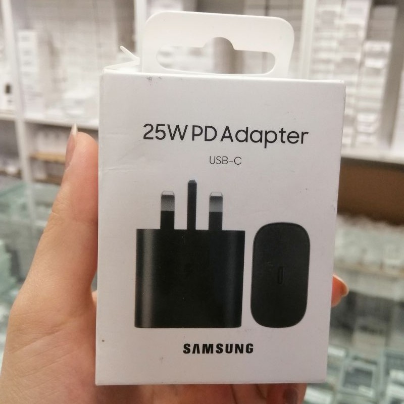 آداپتور 25 وات سامسونگ سه پین رنگ مشکی ارسال به سراسر ایران 