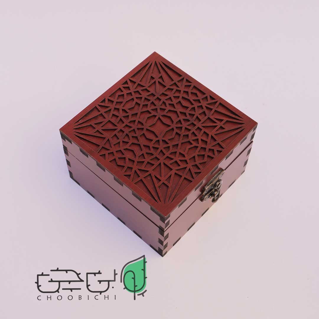 جعبه جواهر  چوبی قفل دار به رنگ ماهگونی