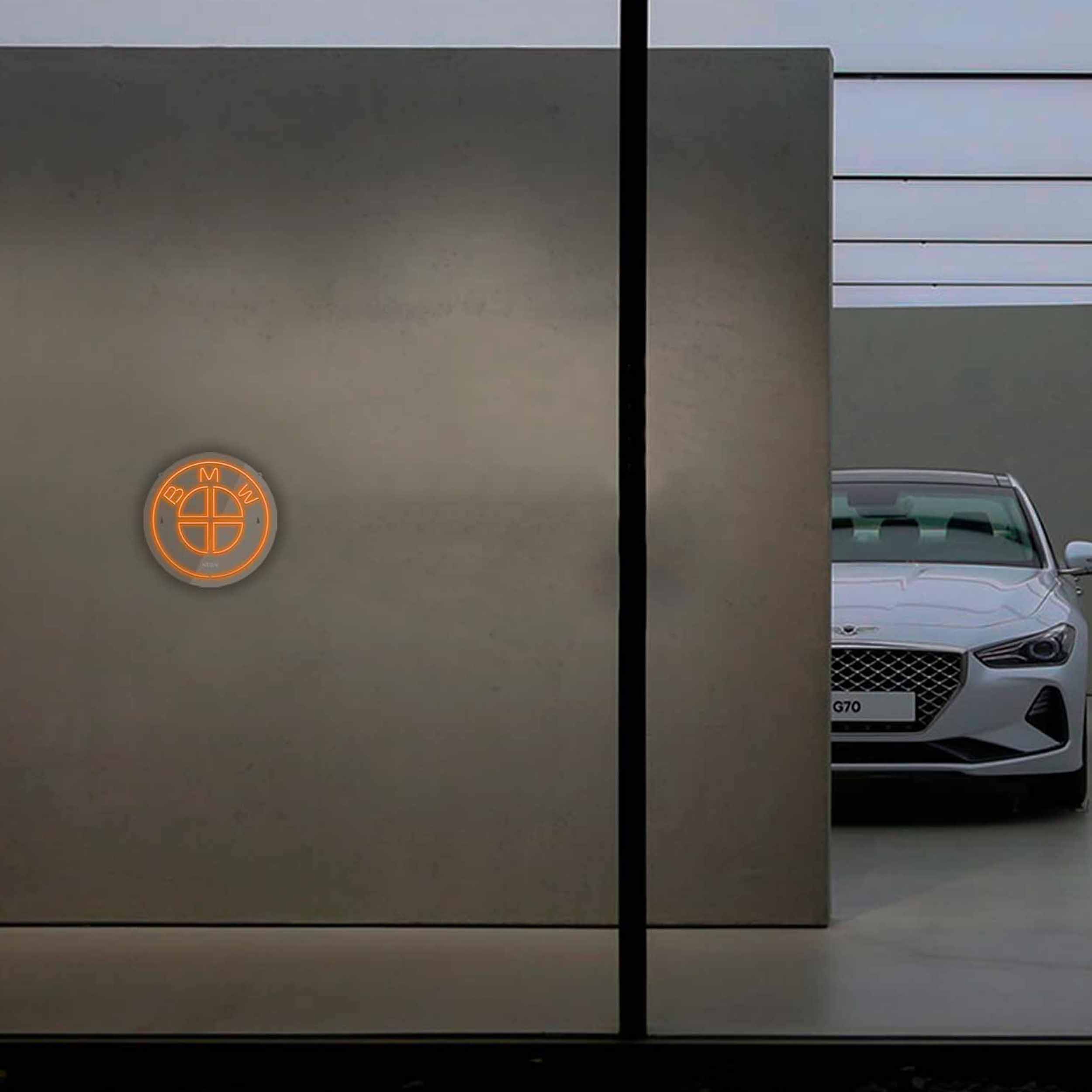 چراغ دیواری نئون دیزاین طرح Bmw_ORG