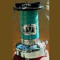 چراغ والور نفتی پایه کروم شعله آبی سوز