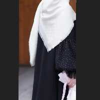 عبا با آستین تور دار