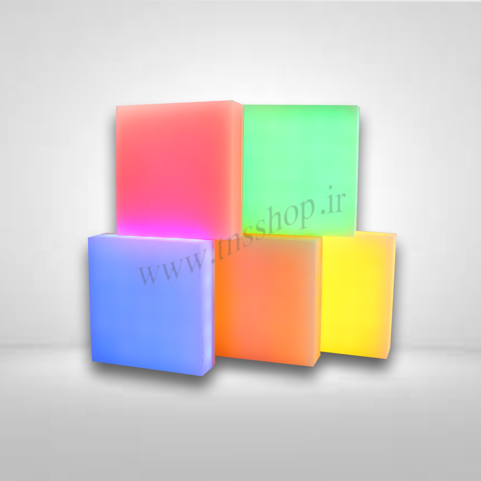 سنگ های نورانی یا لایت استون دارای ابعاد 10در10 مدل RGB،ولتاژ ورودی 12 ولت،دارای گارانتی 12 ماهه