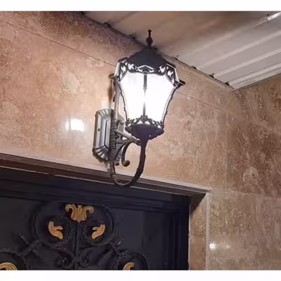 چراغ حیاطی مدل بریلانته دیواری