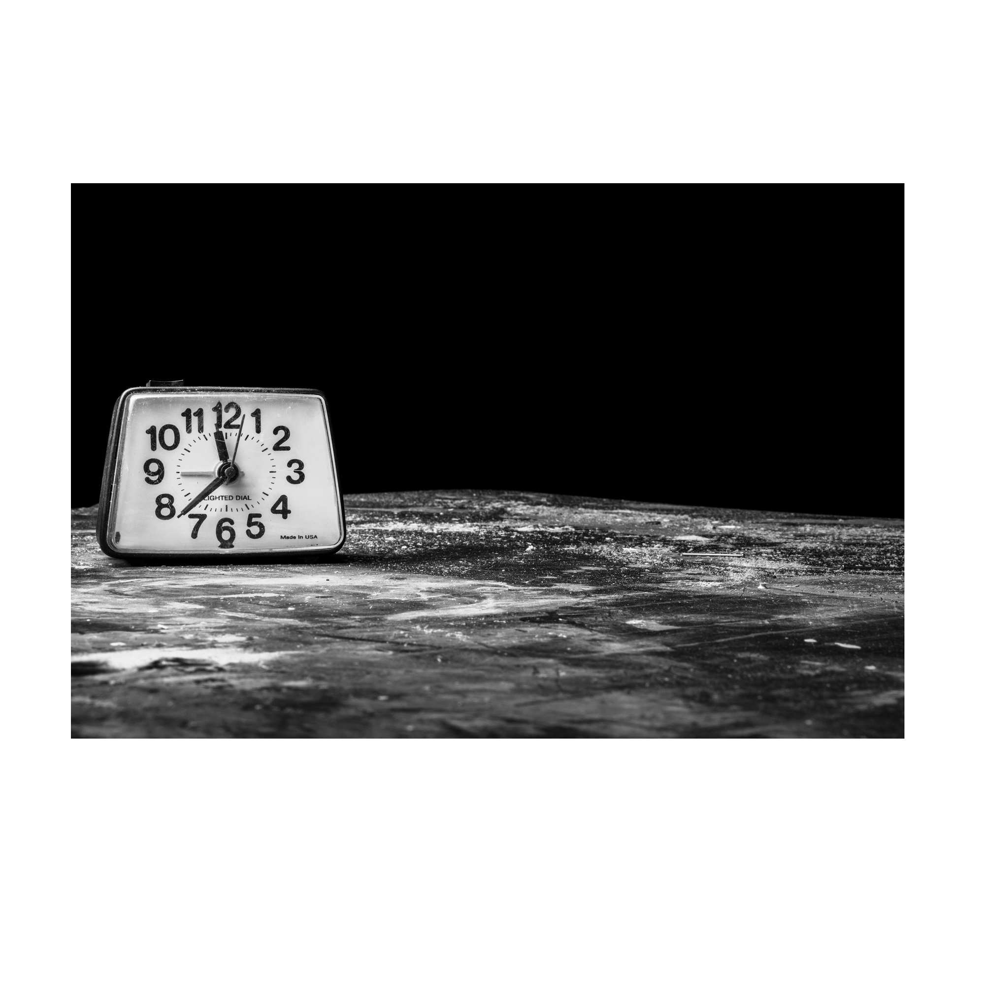 تابلو شاسی جوان مدل ساعت شب