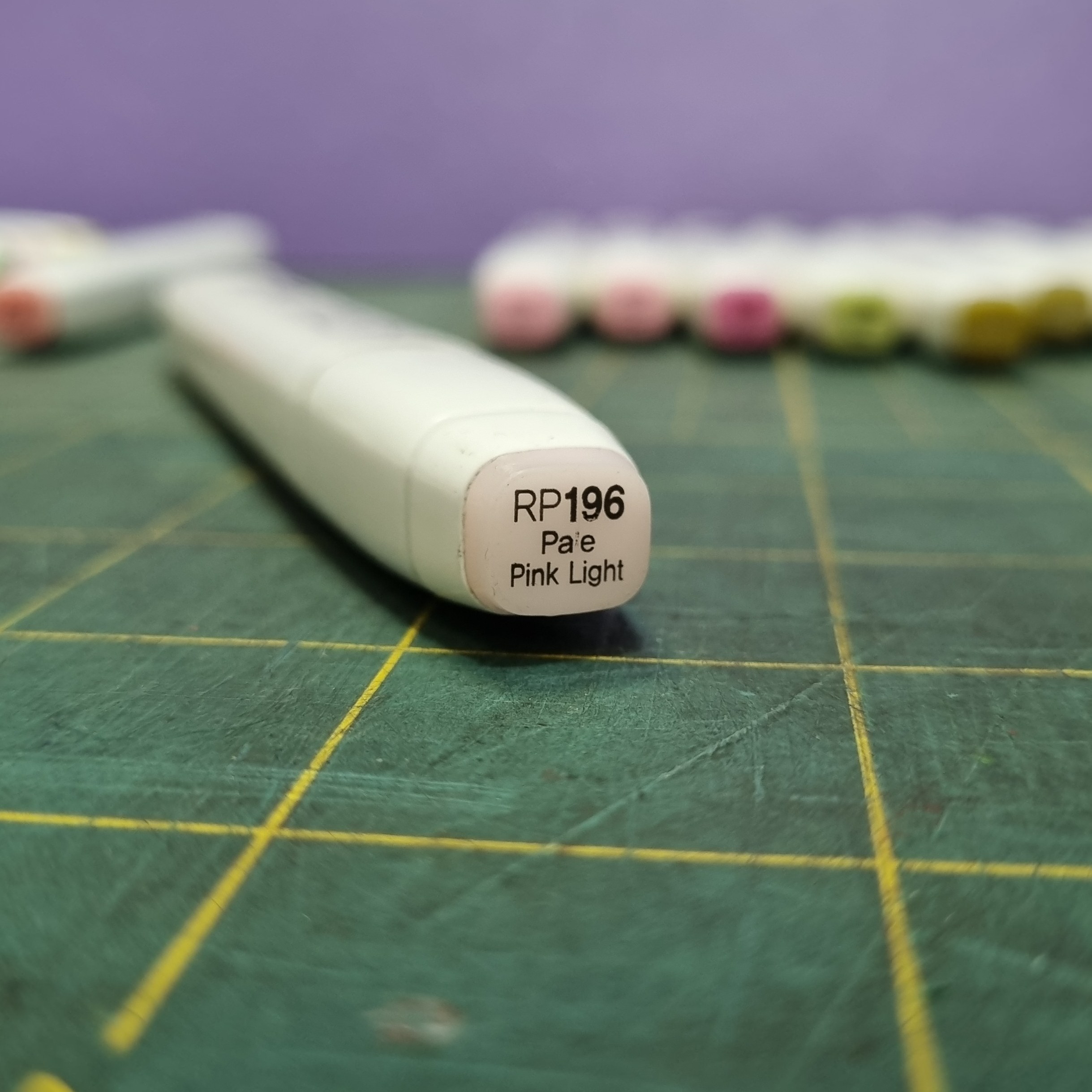 ماژیک براش دو سر تاچ Pale Pink Light کد RP196