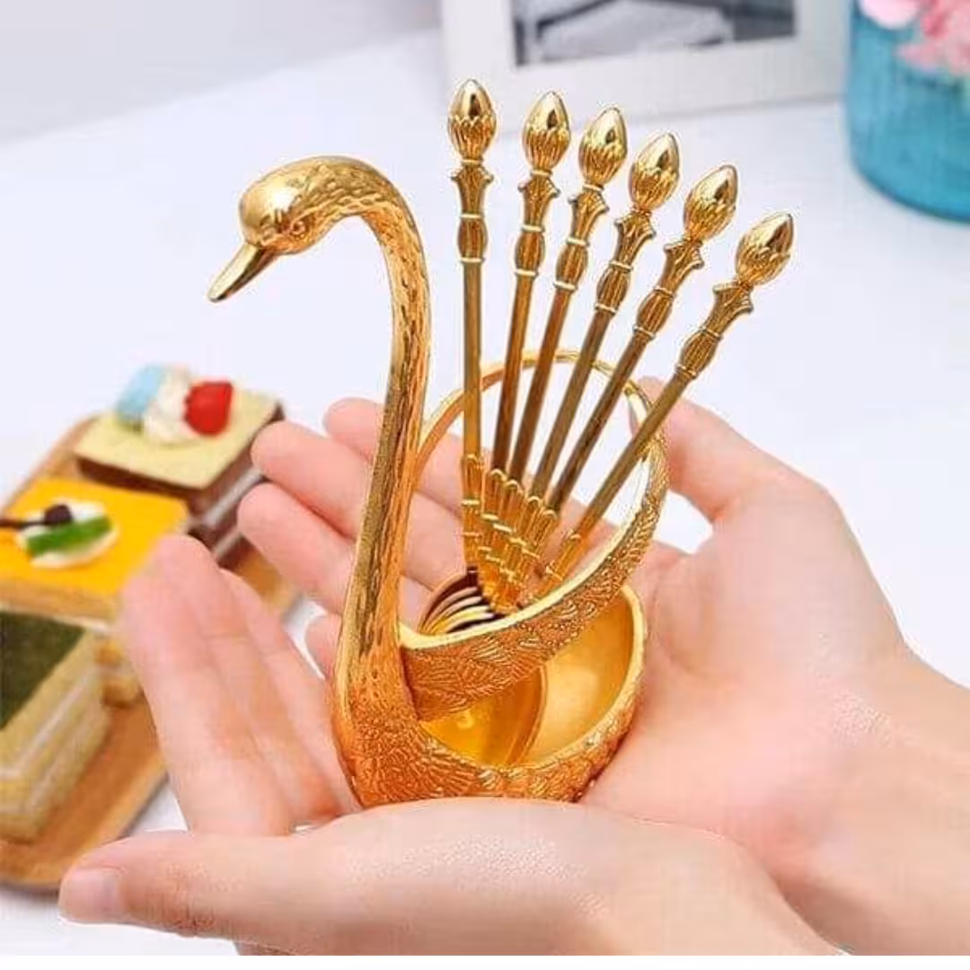 جا قاشقی طرح قو به همراه قاشق چای خوری