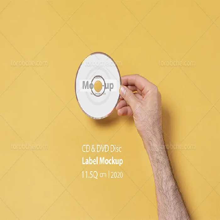 موکاپ سی دی در دست | گرافیک با طعم تربچه