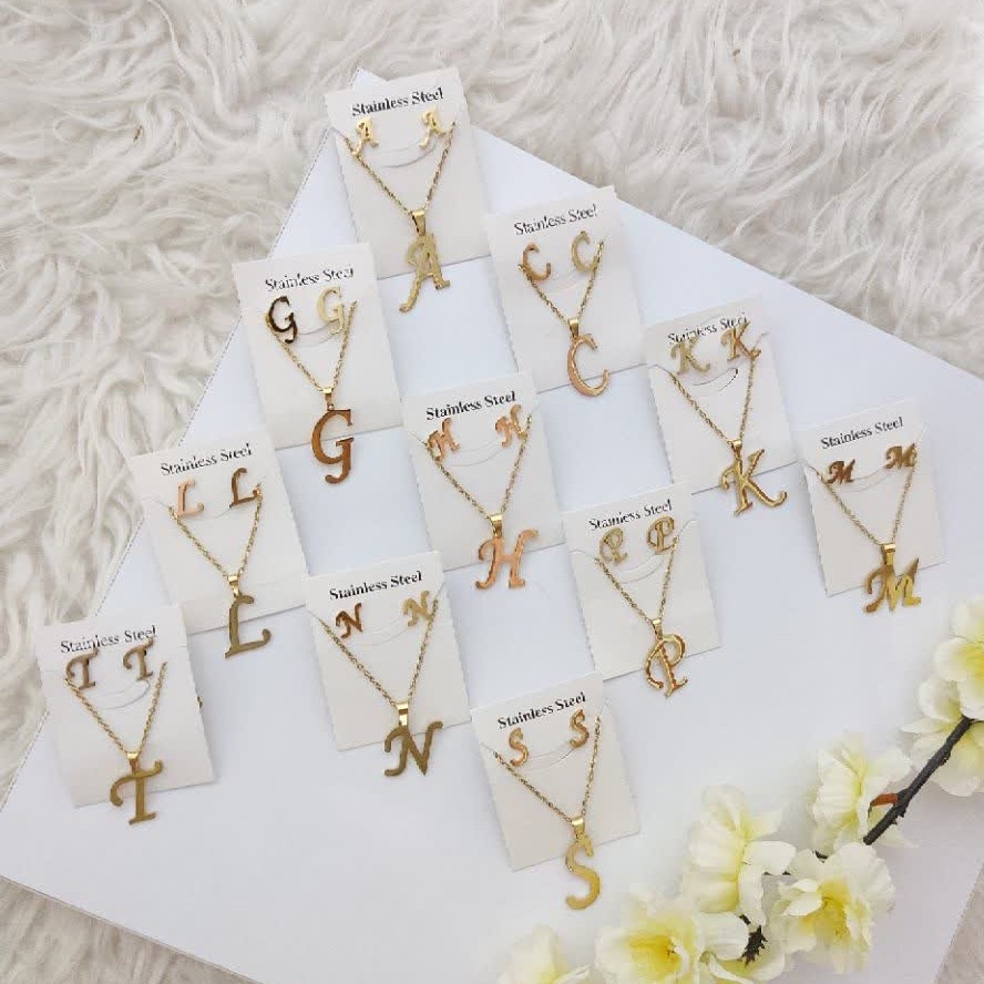 ست پلاک با حرف دلخواه شما جنس تمام استیل و رنگ ثابت 