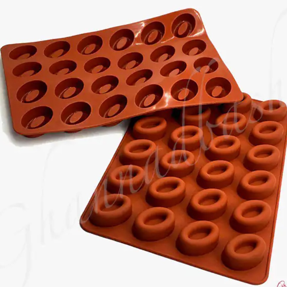 قالب سیلیکونی ساوارین بیضی4 سانت مخصوص حلوا و شکلات