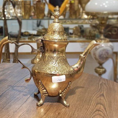 قوری پایه دار برنجی طرح طاووس کوچک