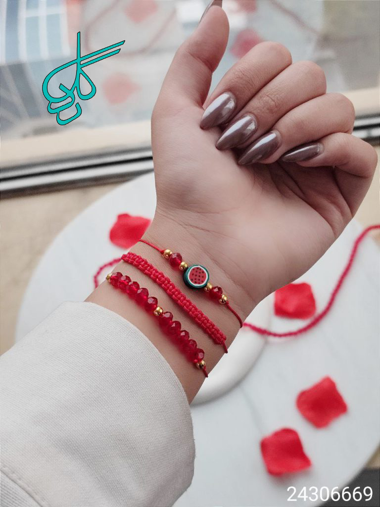 خرید دستبند نخی سه تایی ویژه شب یلدا کد 1216708 - ردگل