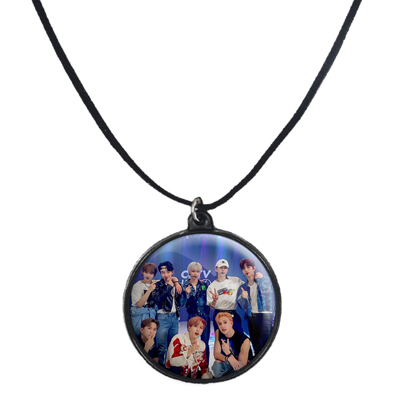 گردنبند پرمانه طرح straykids کد pmb.12135 مدل دو طرفه