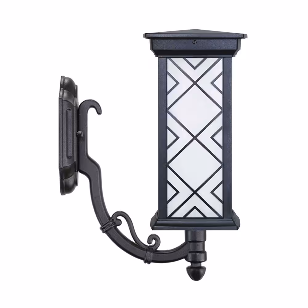 چراغ دیواری حیاطی و پارکی بیتانور مدل درتا بلند طرح دار کد 480122BT