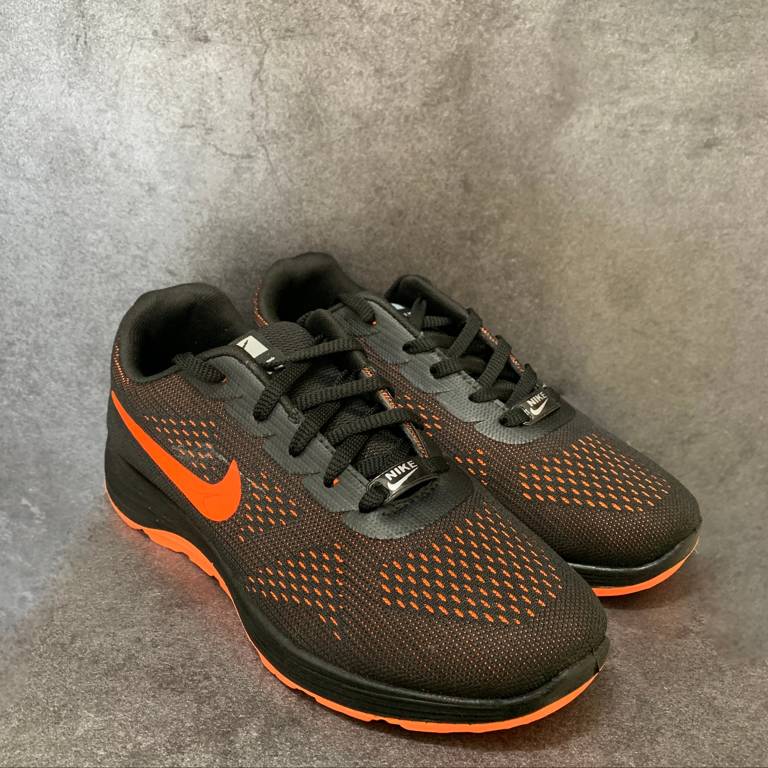 کفش مردانه پسرانه پارچه ای رنگ مشکی مدل افق سایز 40 تا 44