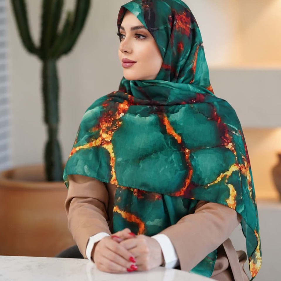 روسری نخی طرحدار سبز زمردی قواره 140