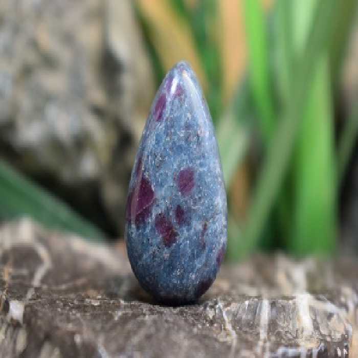 روبی کیانیت