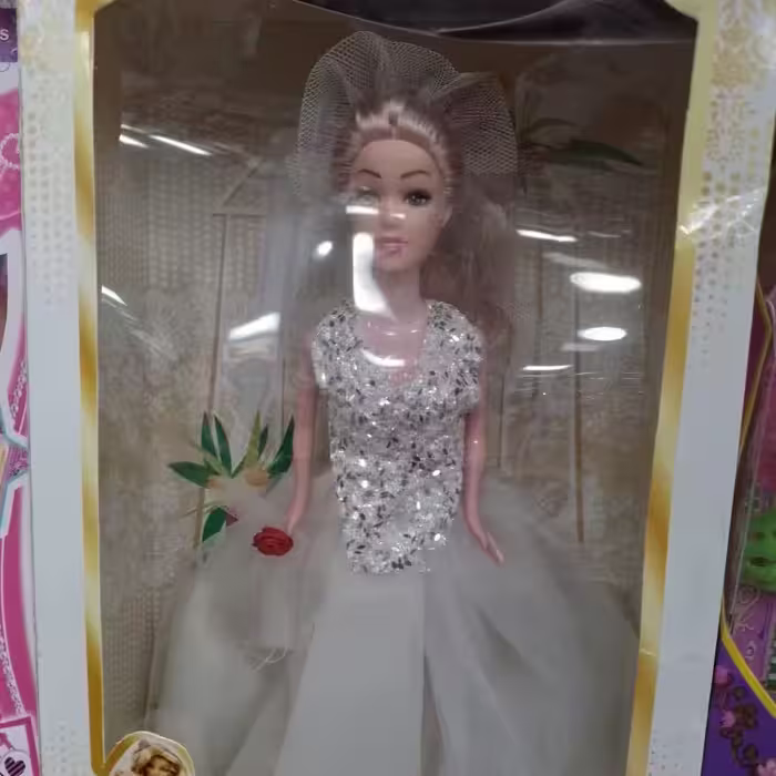 اسباب بازی بازی عروسک  بالباس عروس