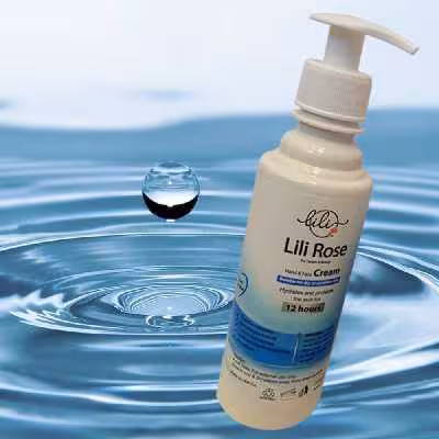 کرم مرطوب کننده لی لی رز مدل P250 حجم 250 میلی لیتر