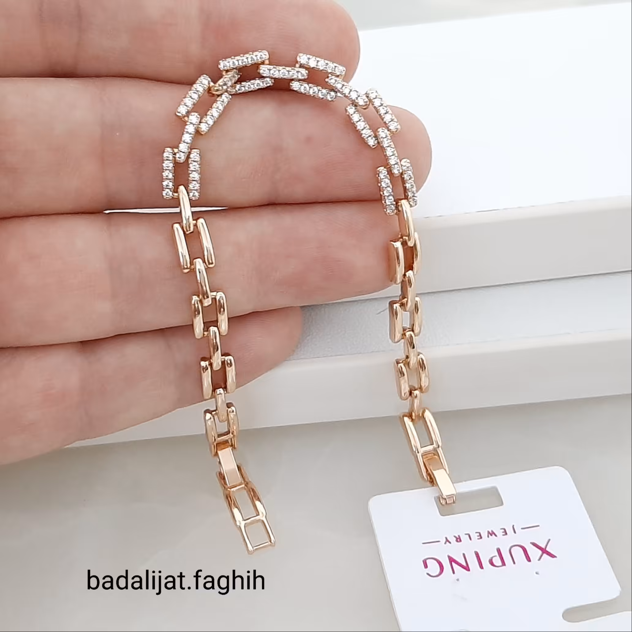 دستبند جدید رولکس برند ژوپینگ کارشده با نگین های اتریشی درخشان دو قفلهدو قابل تنظیم 