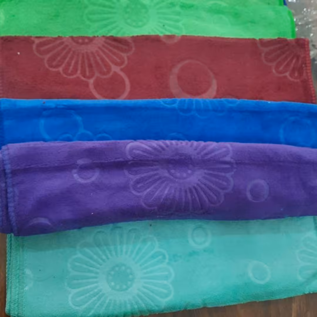 حوله دست و صورت نانو اندازه 35 در 75 ارسال رایگان